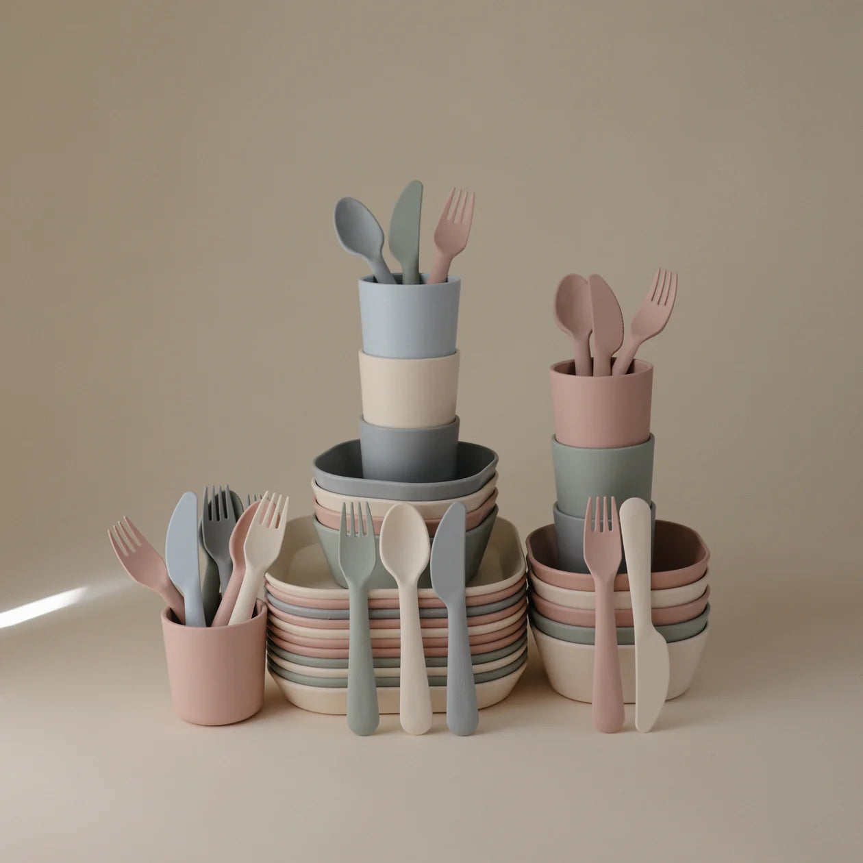dinnerware cutlery set