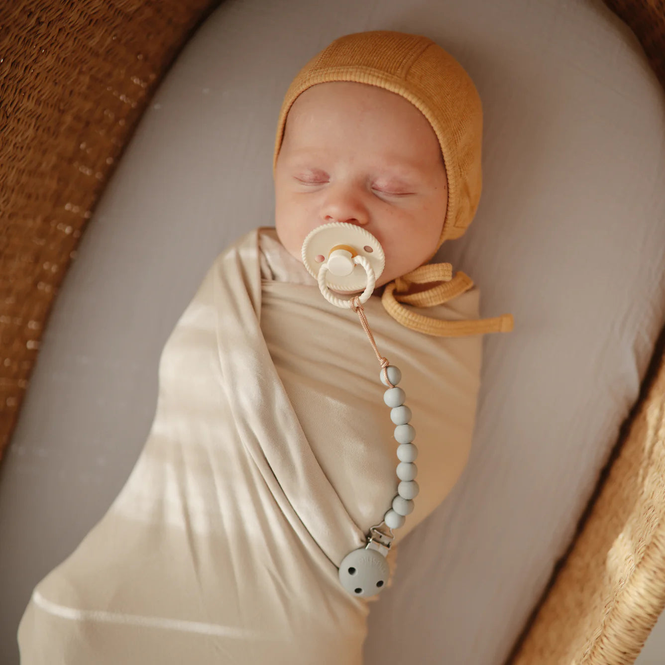 FRIGG natural rubber rope pacifier
