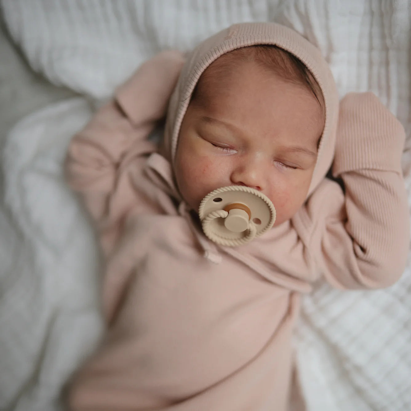 FRIGG natural rubber rope pacifier