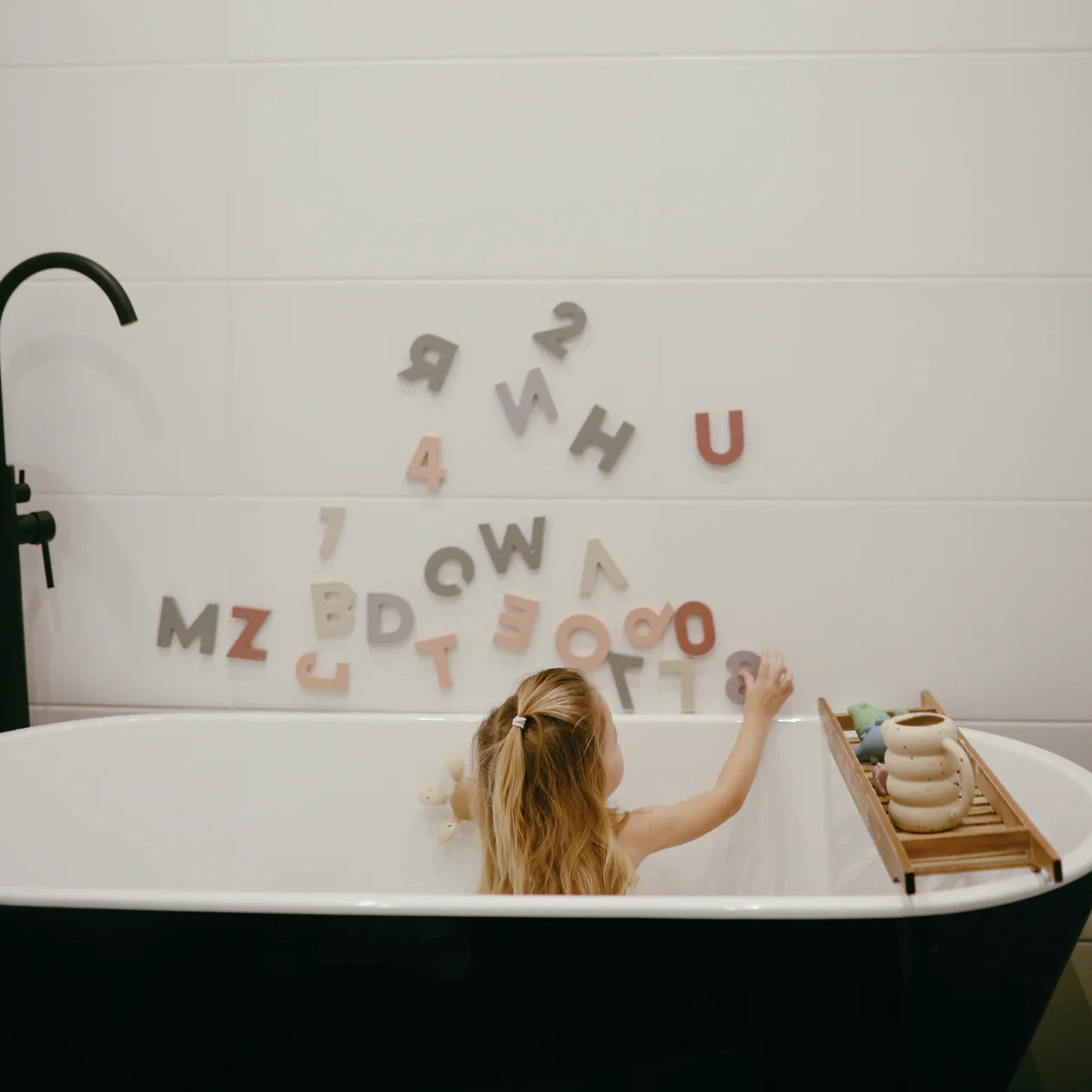 letters and numbers bath play set