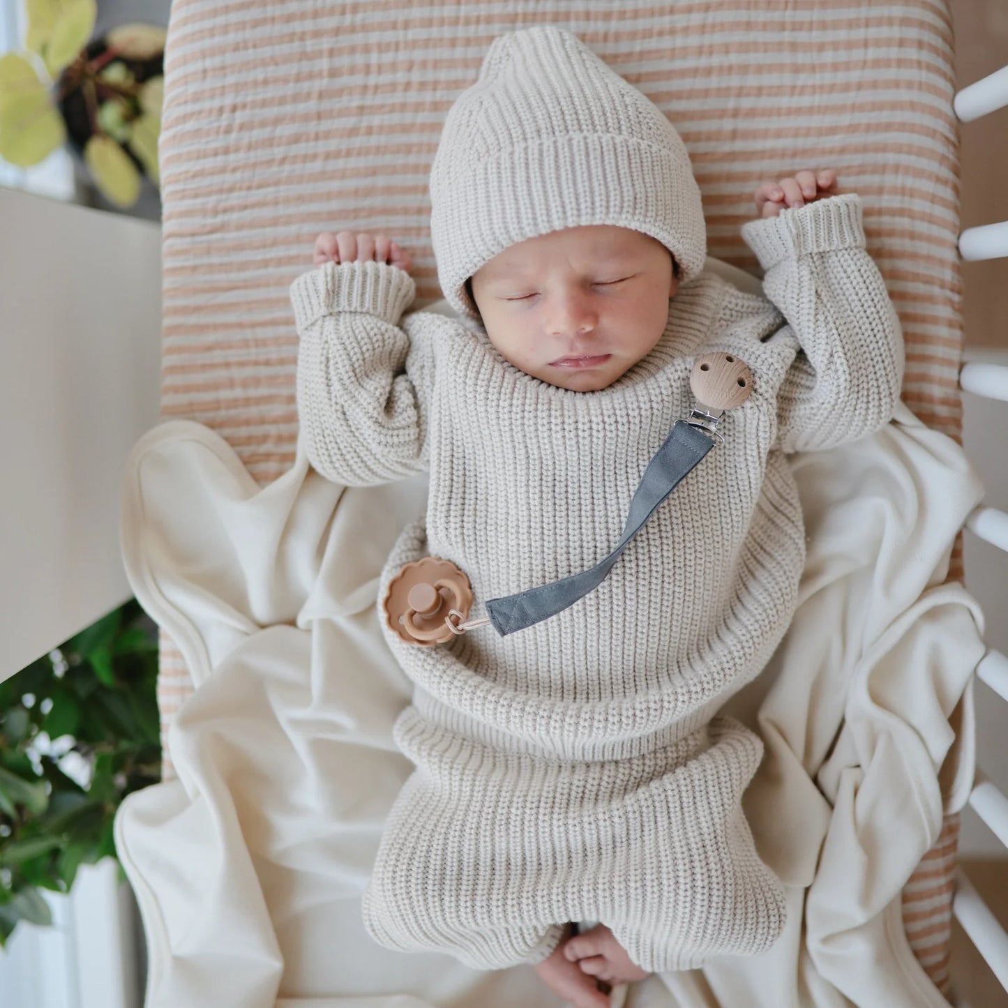 linen pacifier clip 2-pack