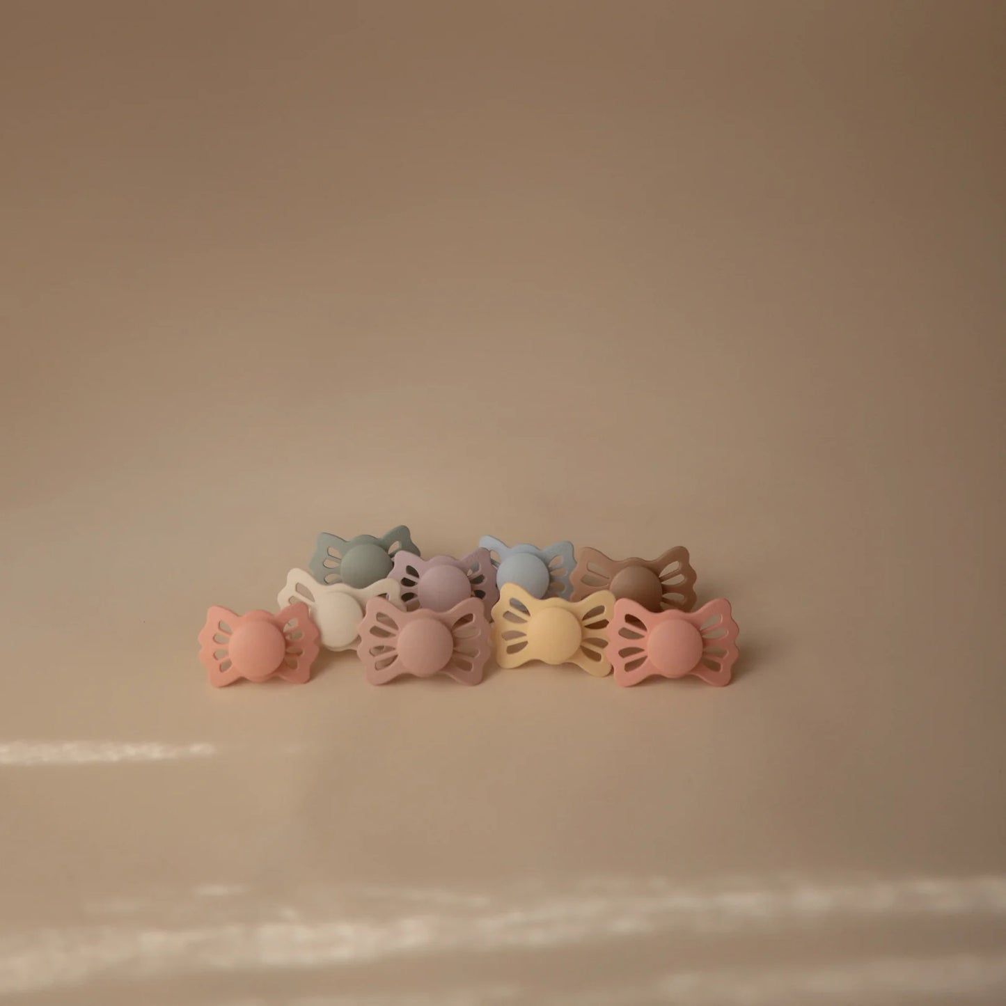 FRIGG lucky symmetrical silicone pacifier |2-pack| 6-18 Months
