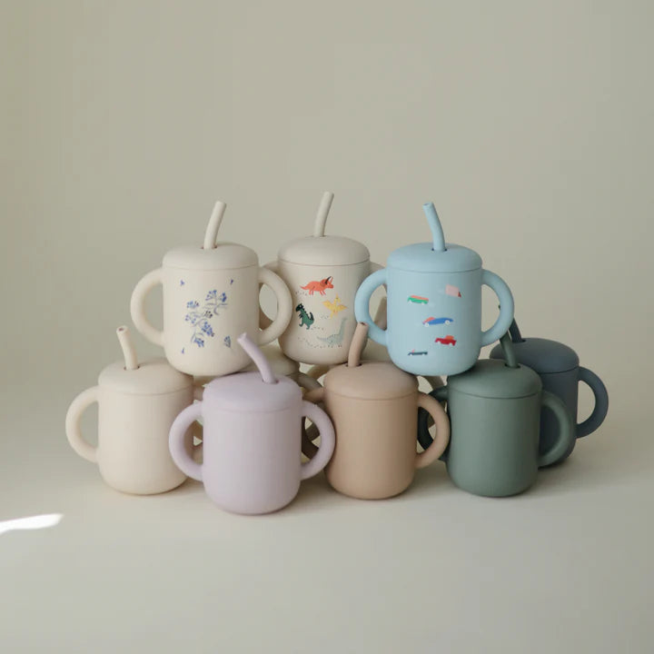 silicone training cup + straw