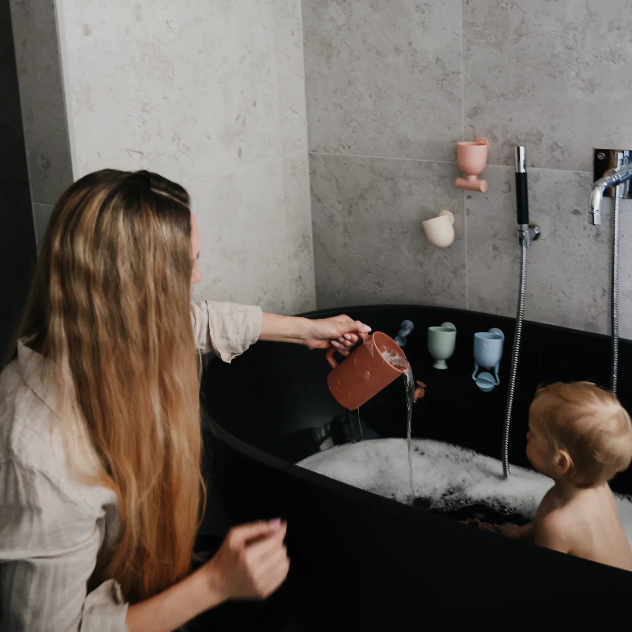 pour & play bath set