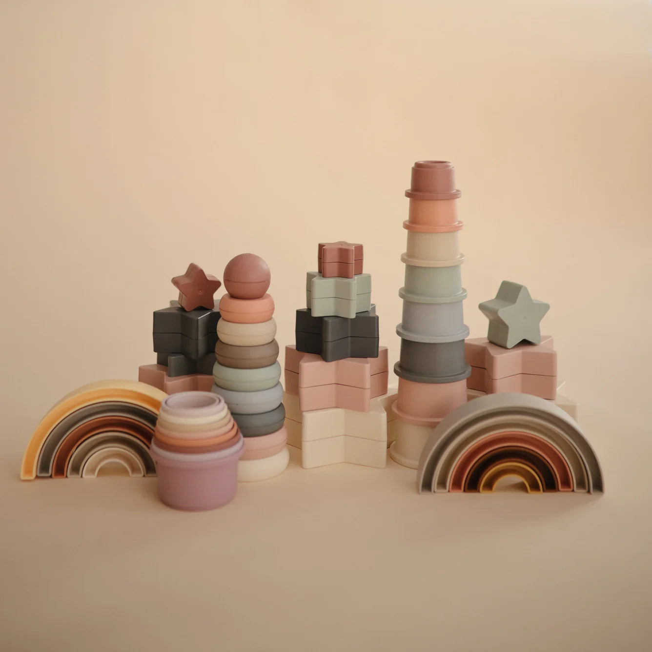 rainbow stacker toy