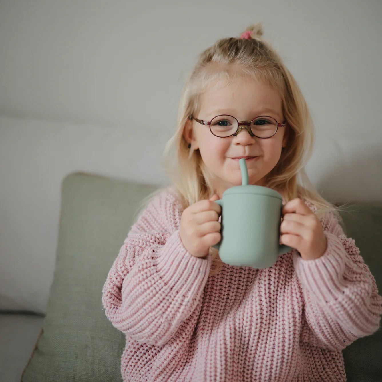 silicone training cup + straw